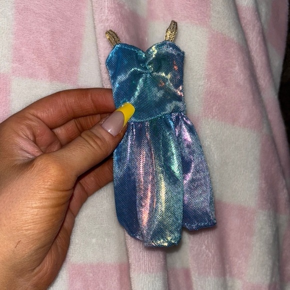 MGA Entertainment Other - Shimmering rainbow high doll Blue and Purple Dress for Dolls